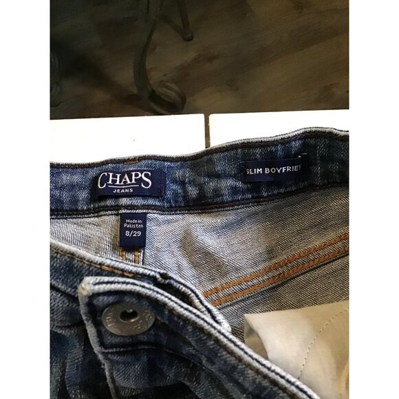 CHAPS- WOMEN MEDIUM WASH SLIM BOYFRIEND STYLE JEANS SIZE 8 - Picture 4 of 7